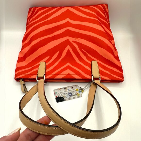 💰SALE💰 COACH Signature Fabric Orange/Tan Zebra Print Tote w/Leather Trim - Picture 9 of 14